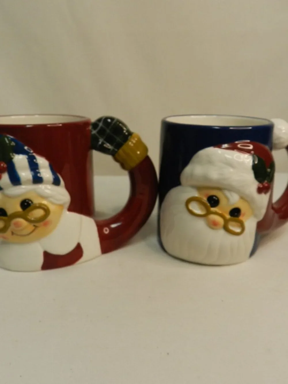 Vintage Christmas Santa & Mrs. Santa Claus Set Pair Mugs Cups Holidays